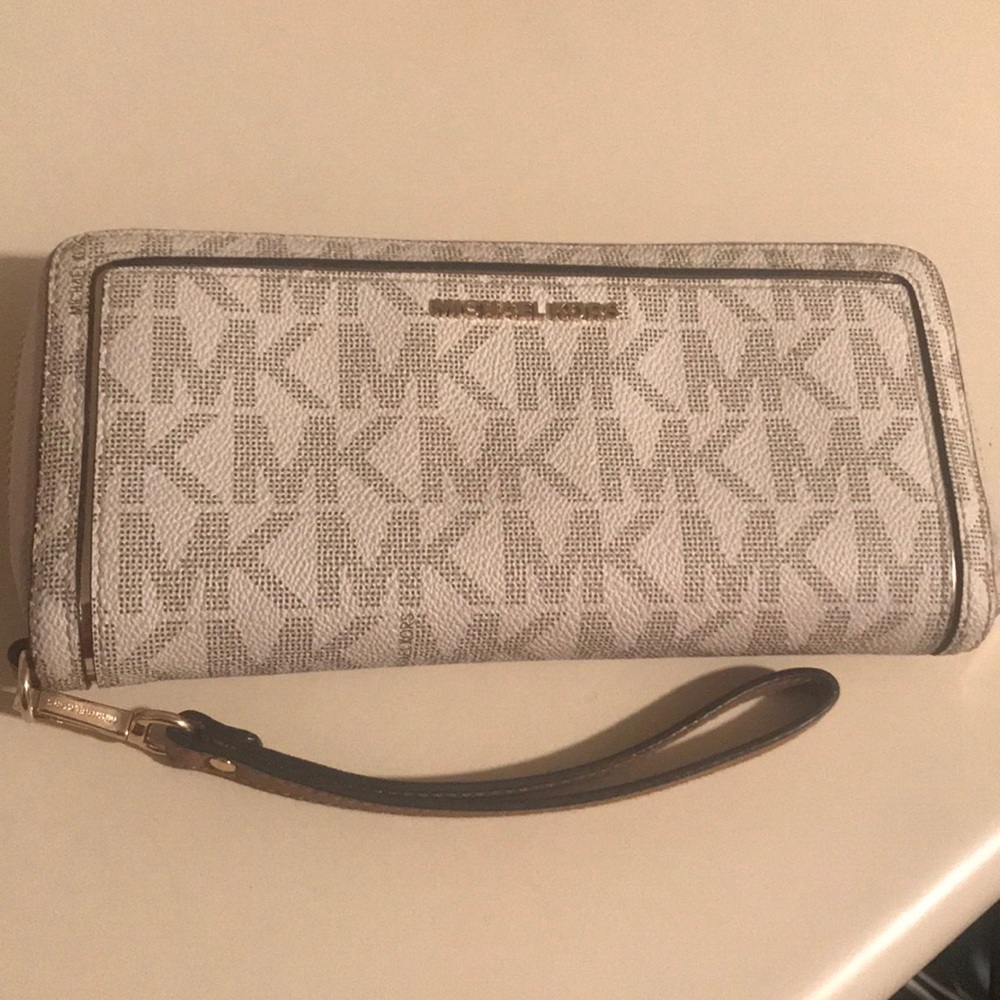 Michael Kors Vanilla Monogram Leather Large Wallet